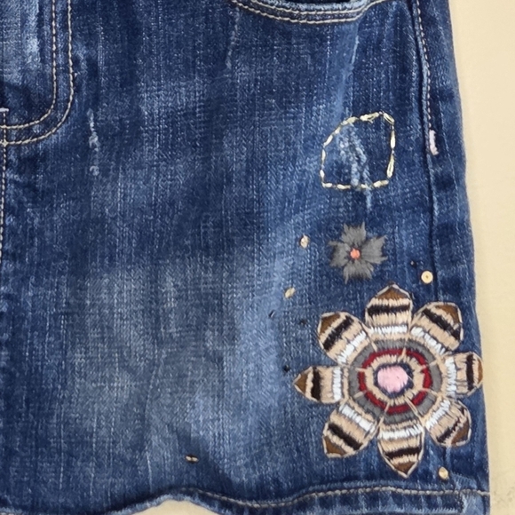 Gap Kids Denim | Girls Denim Jean Mini Skirt Floral Embroidery Size 12 - Picture 4 of 6